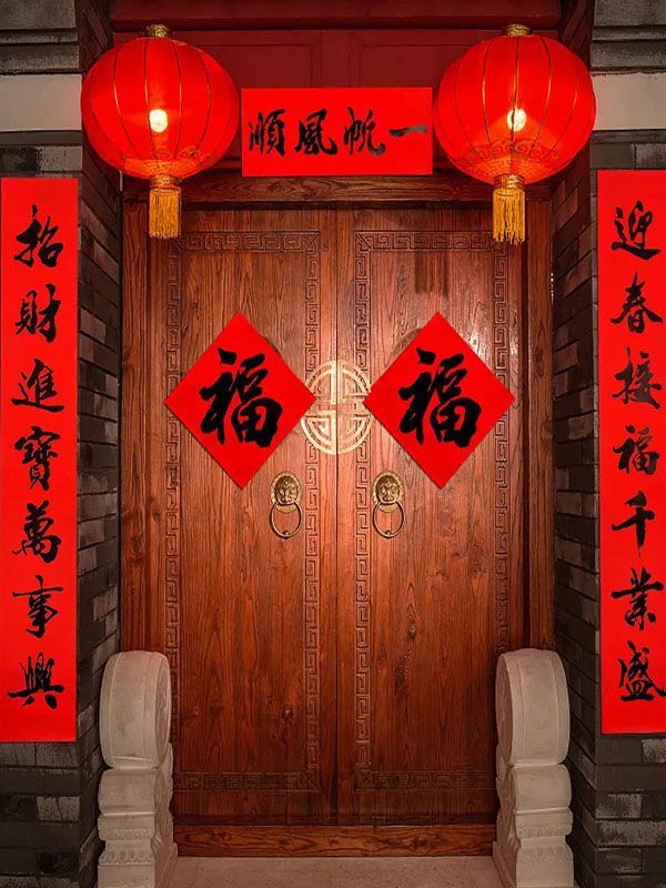 為什么每年春節(jié)都要貼春聯(lián)呢？